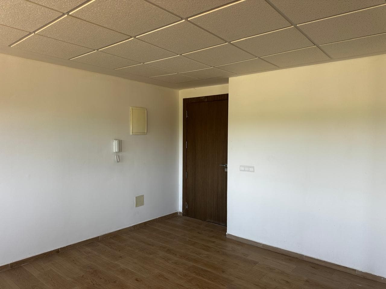 LOCATION D’UN BUREAU NEUF AU QUARTIER HADDADA - 0