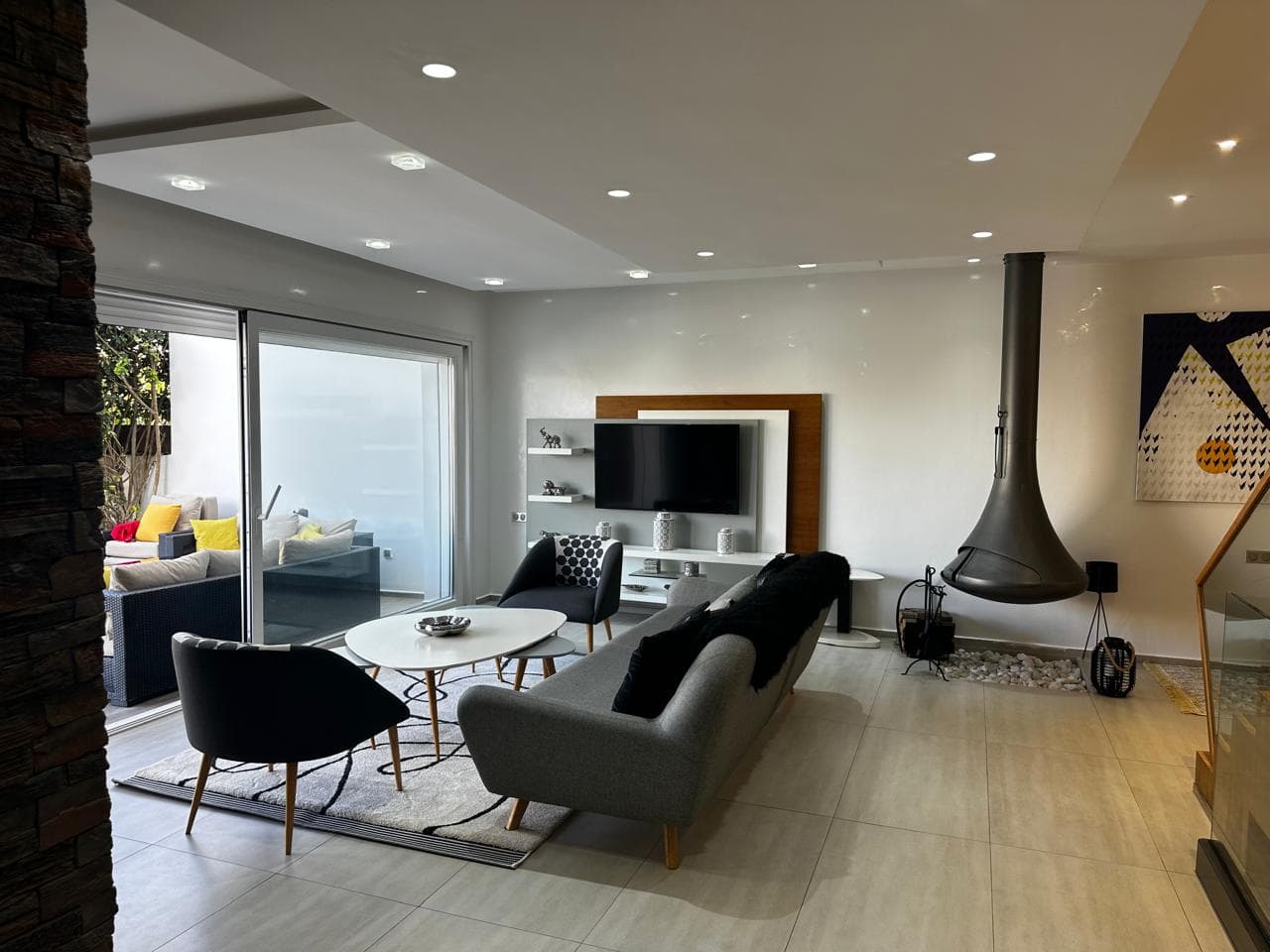 Location Exceptionnelle : Villa Meublée de Luxe avec Jardin Zen et Garage 266m² - 4