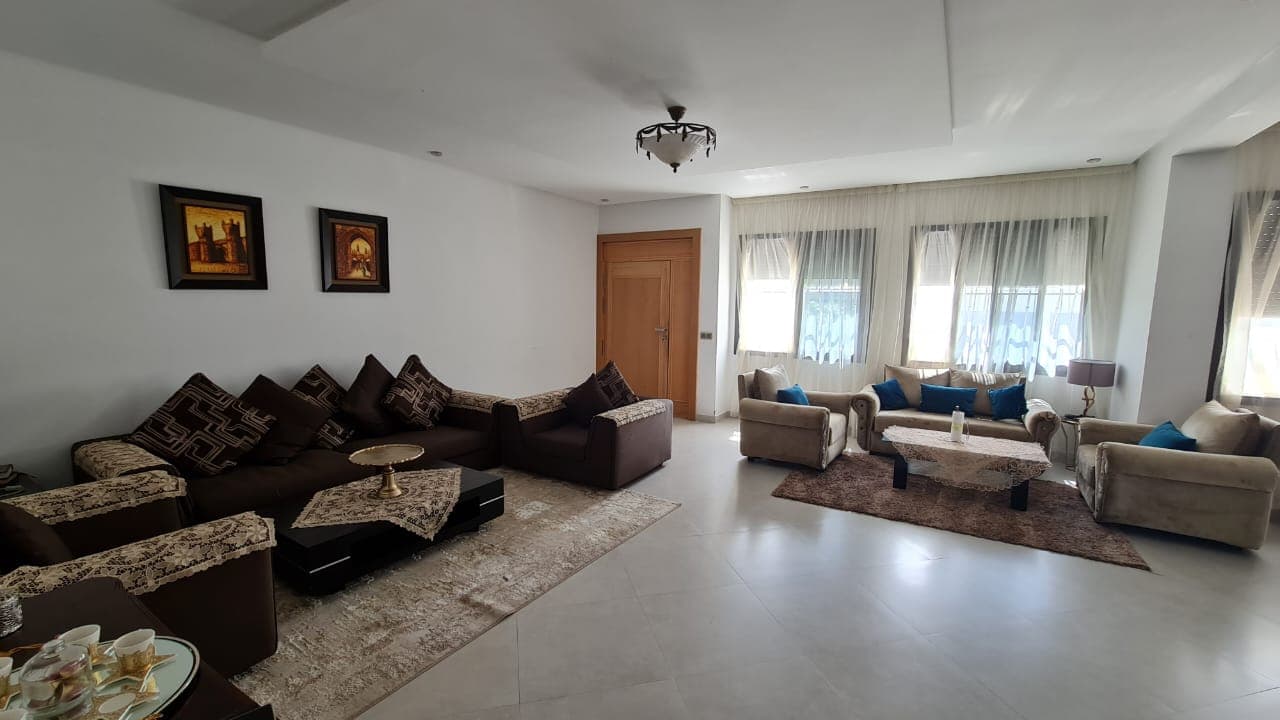 Vente d’une Villa jumelée de 270m² avec jardin, garage et terrasse  - GOLF (KENITRA) - 3