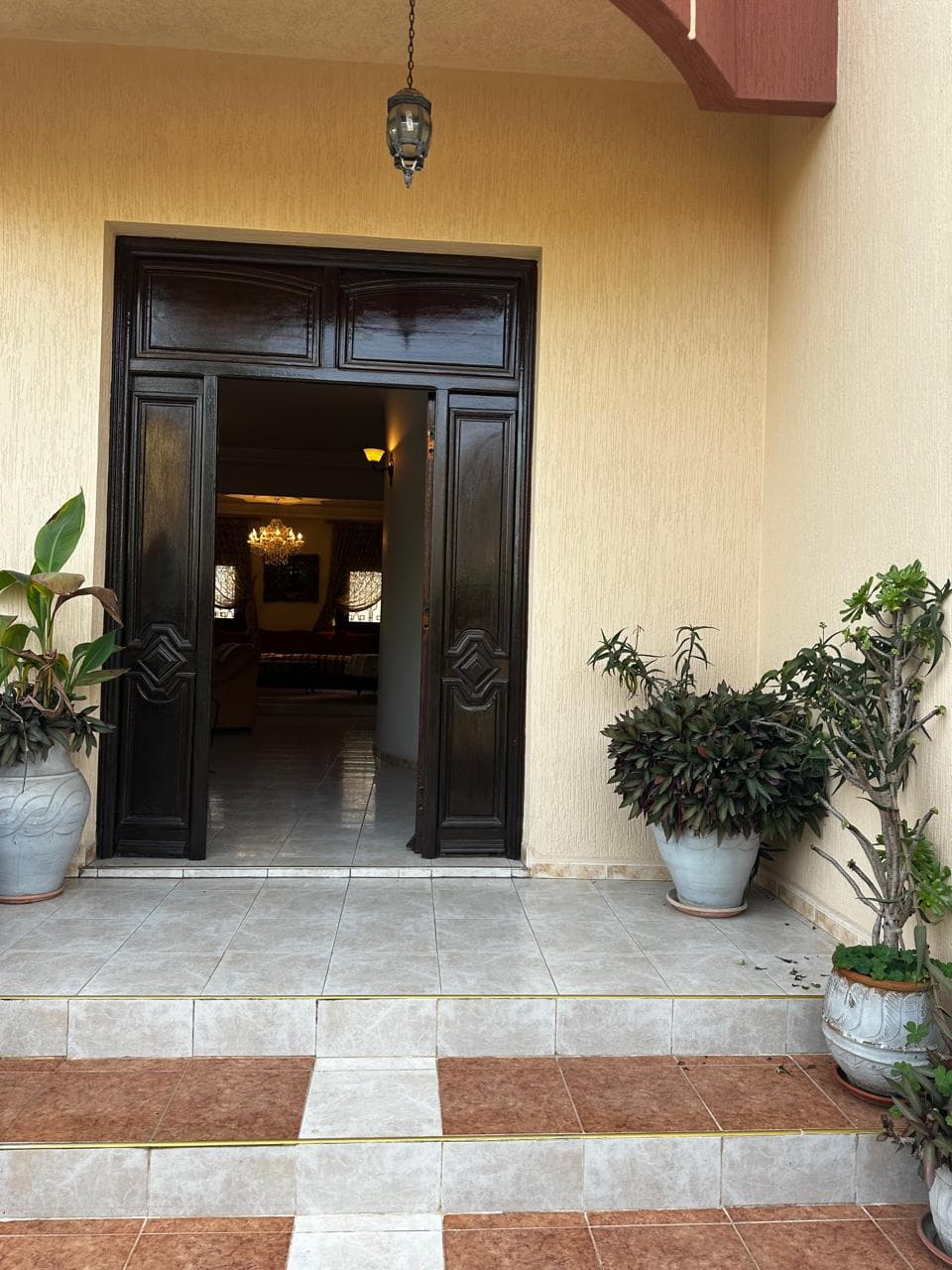  À Vendre : Villa Spacieuse 3 Façades à Bir Rami Ouest – 400m² de Terrain  - 2