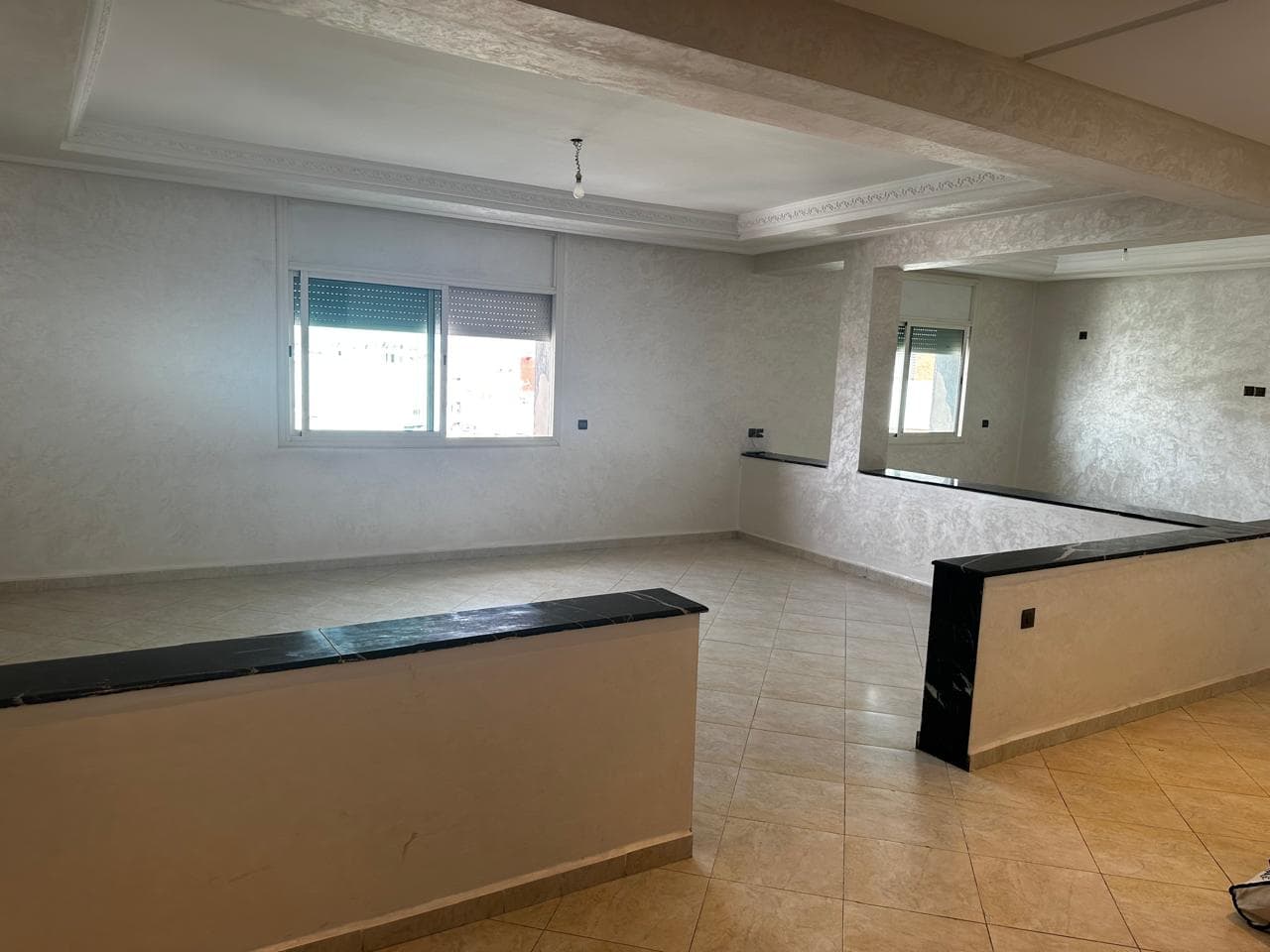 Location non meublée d’un appartement de 140m² - - 1