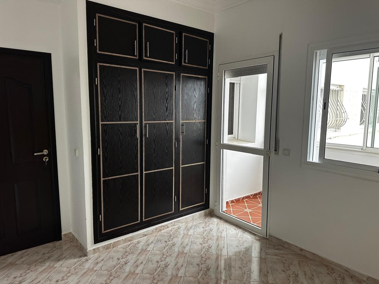 Location d'un appartement non meublé de 107m² - 4