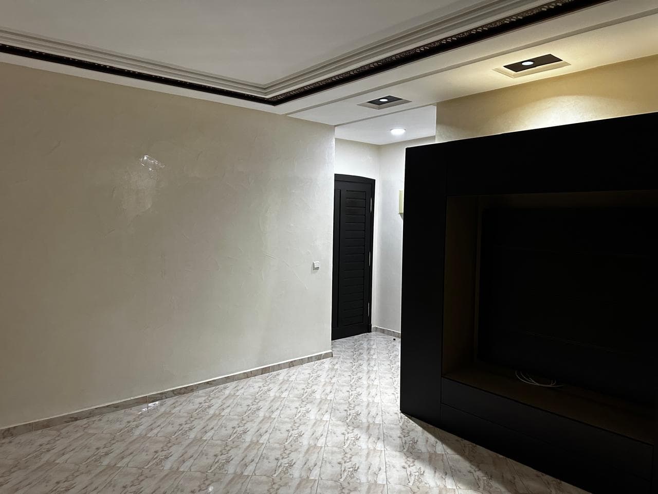 Location d'un appartement non meublé de 107m² - 1