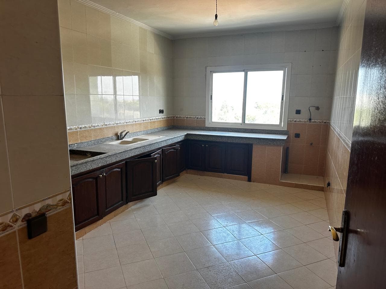 Vente d’un très bel appartement de 177m² au quartier Maamora (KENITRA) - 6