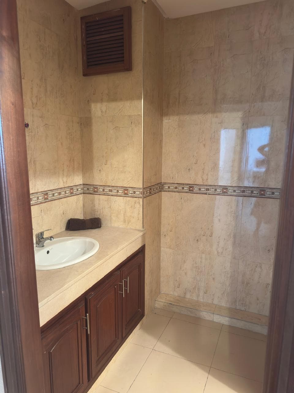 Vente d’un appartement spacieux lumineux et Cosy de 134m² (CENTRE-VILLE)  - 2