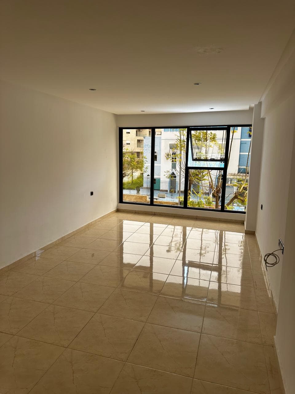 Location d'un plateau de bureau tout neuf à LA VILLE HAUTE -Kénitra - 0